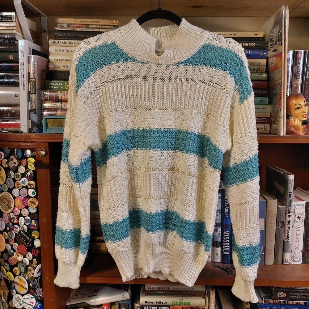 Y2K blue and white striped chunky sweater.